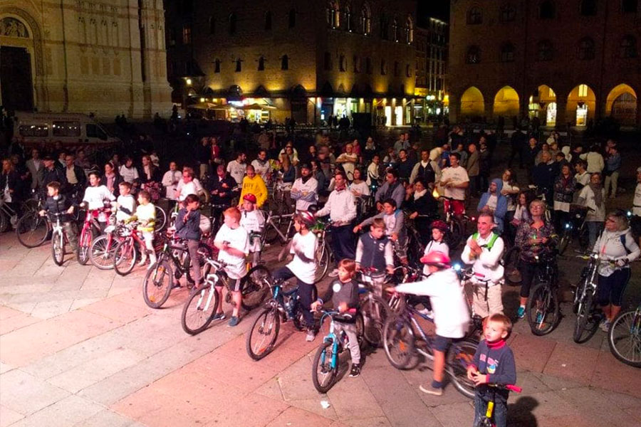 Bologna BIKE NIGHT | Bologna Tour Guide